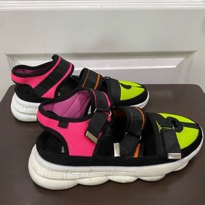 Cape Robbin Skittles Chunky sneakers womens size 9
